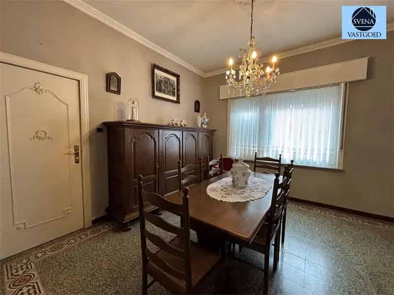 Huis te koop in Nederbrakel: Charmante woning met potentieel