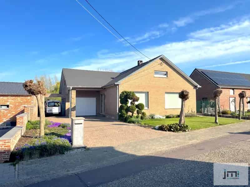 Goed onderhouden bungalow te Wellen