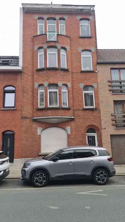 Appartementsblok Te Koop Brussel Grote Tuin Renovatieproject