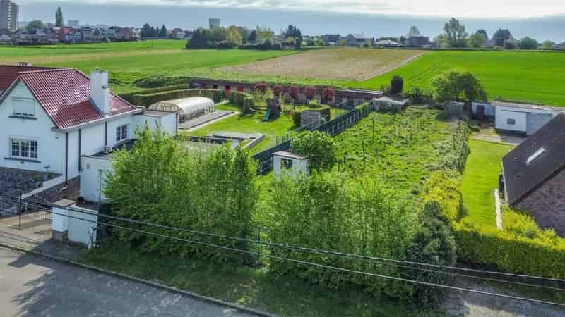 Bouwgrond 10a 35ca te koop