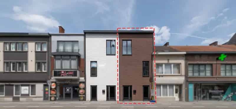 Huis te koop Kuringersteenweg: Ruime stadswoning 208m² 3 of 4 slaapkamers