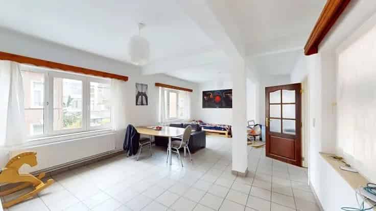 Appartement 2 slaapkamers te Evere - 81m² - 2 garages