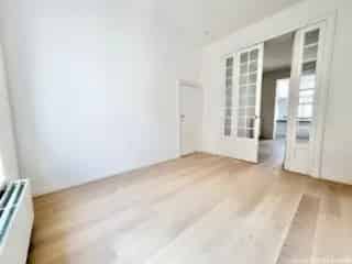 Herenhuis te huur Etterbeek 6 slaapkamers 5 badkamers