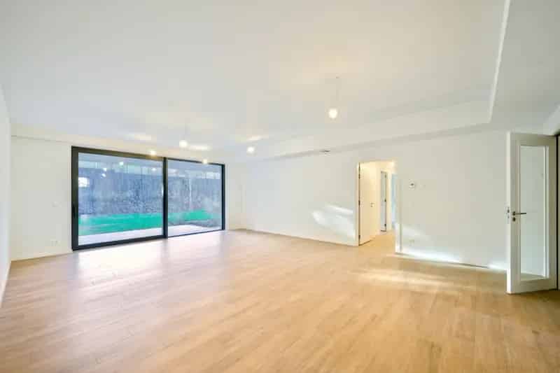 Appartement te Ukkel - 168m² - Tuin - 3 slaapkamers