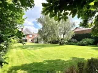Villa te koop - Meulebeke RBU20332