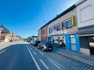 Handelspand met Woonst te Wevelgem