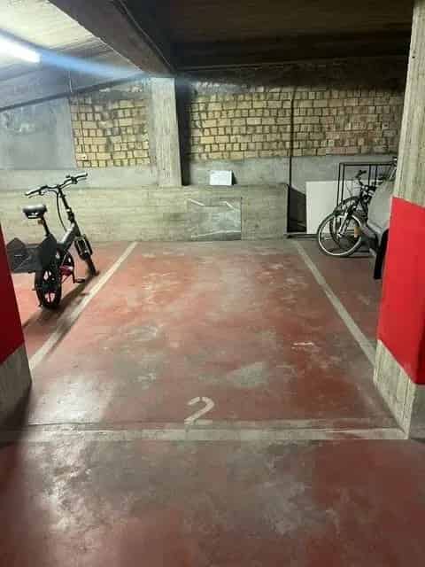 Ondergrondse Parkeerplaats te Huur