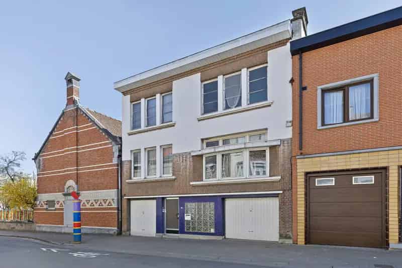 Huis te koop: Te renoveren gezinswoning 4 slaapkamers