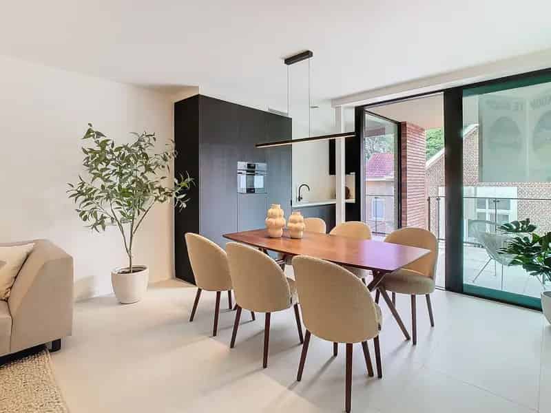 Appartement te koop: 2 slaapkamers, terras, instapklaar