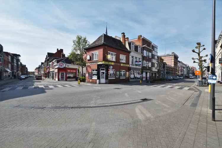 (In Optie) Stadwoning (Centrum) Met 2 Slpk., En Een Bew. Opp. Van 170M²