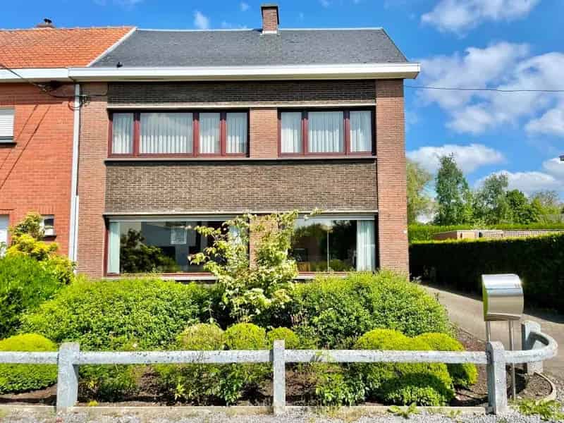 Ruime Familiewoning te Merelbeke Nabij Scholen en Station