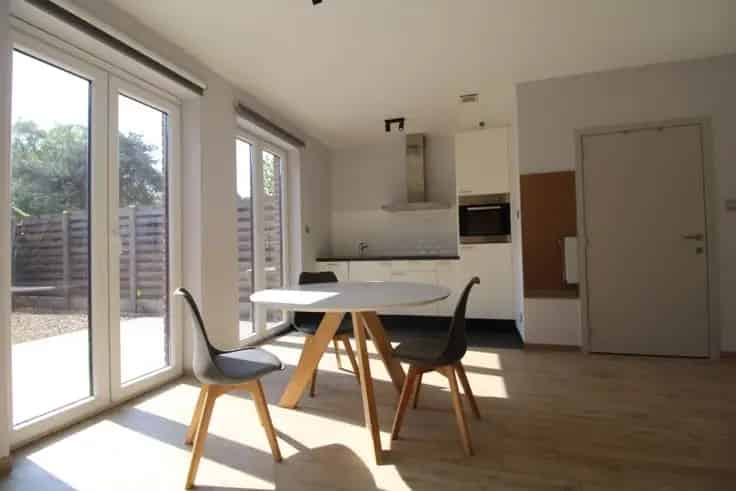 Studio te Koop: Gelijkvloers met Tuin Nabij A12 E19 E17
