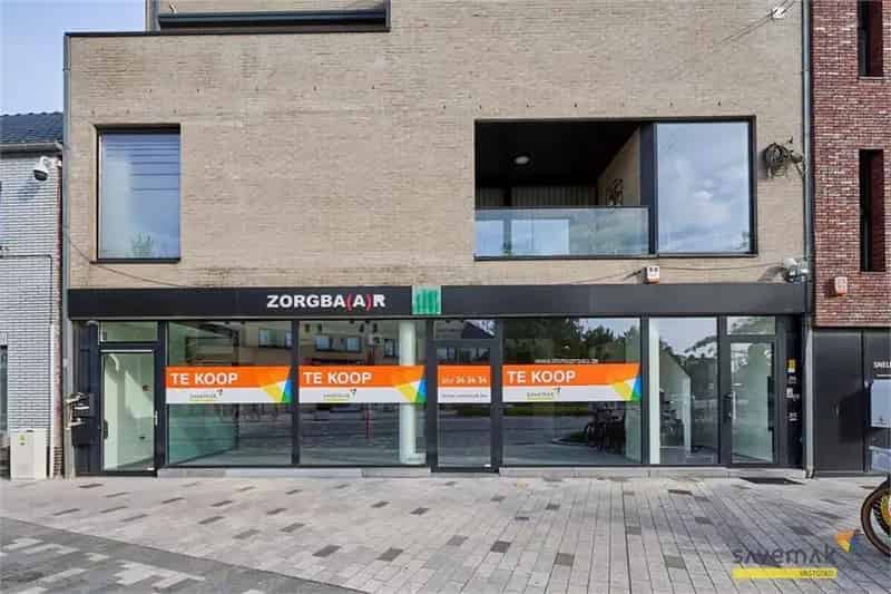 Handelspand te Koop Lommel Centrum 281m²