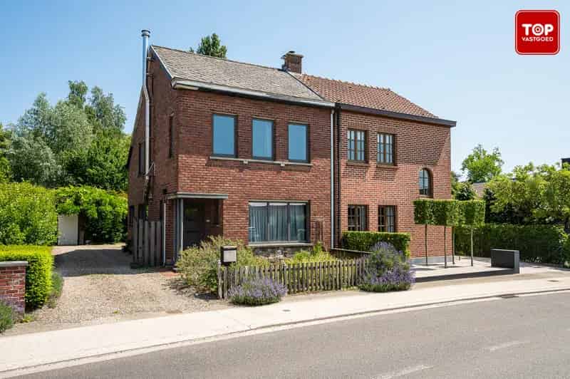 Huis te Koop in Melle: Ruime Halfopen Bebouwing