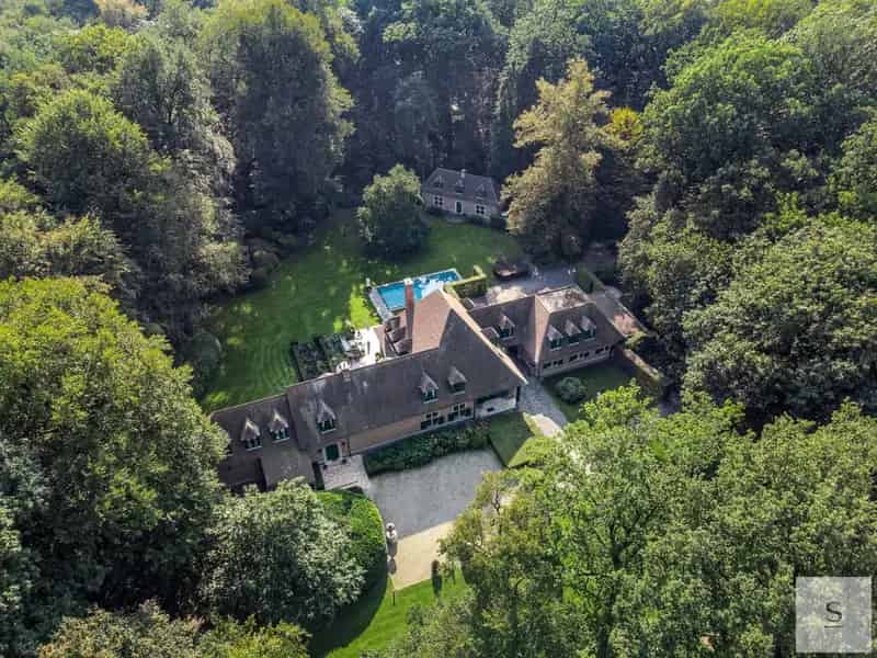 Klassieke Villa te Koop Schilde