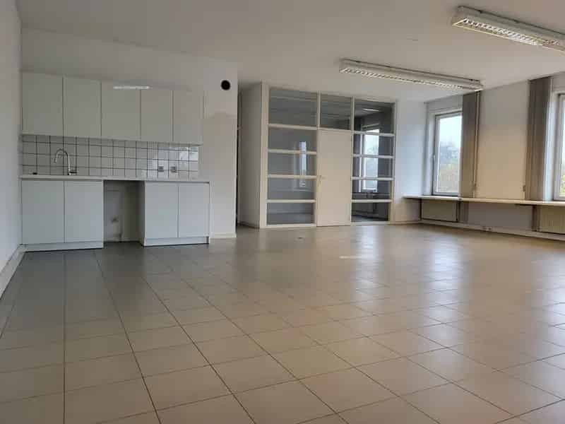 Kantoorruimte te huur Sint-Denijs-Westrem 100m²