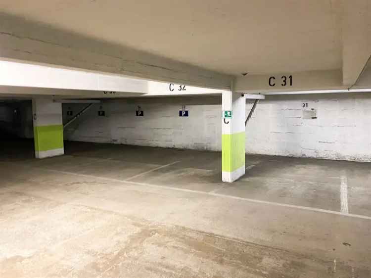 Volledige aanbod parkeerplaatsen en garageboxen in België