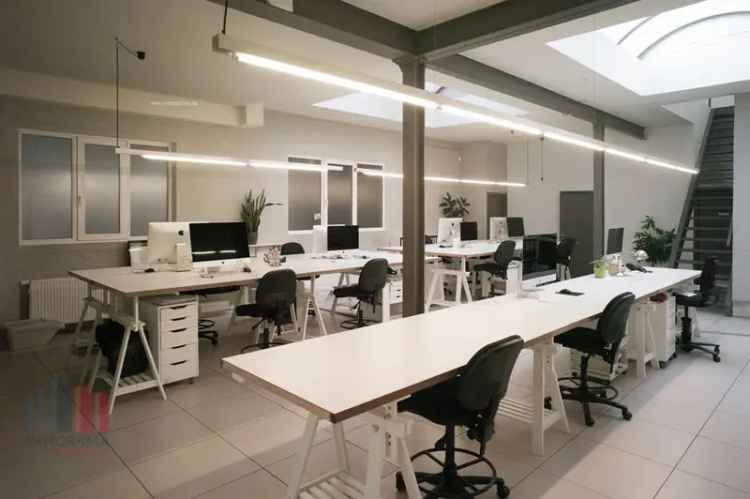 Kantoor te koop Gent - 215m² nabij station Sint-Pieters