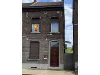 Huis te koop 3 slaapkamers tuin garage Roux