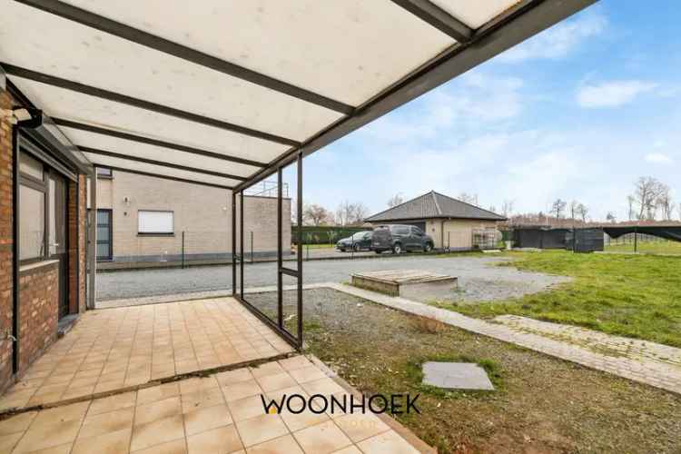 3-slpk bungalow met ruime tuin aan stadsrand te Lokeren!