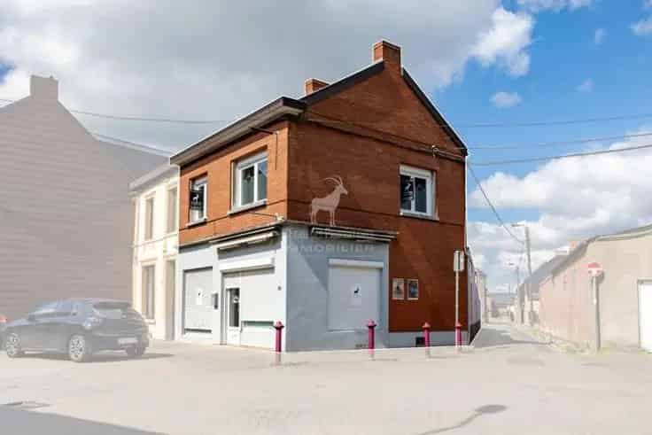 Handelshuis 3 Slaapkamers Garage LA HESTRE