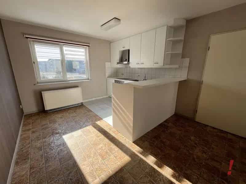 Gezinswoning te koop 3 slaapkamers garage tuin