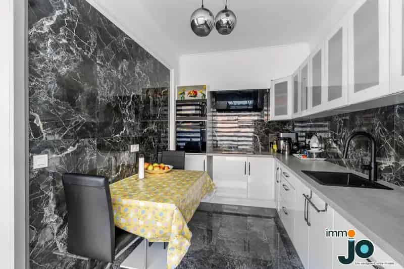 Ruim 2 Slaapkamers Appartement te Huur Oostende