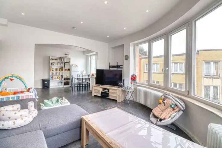 Te Koop Gereserveerd Appartement met Lage Lasten in Scheutbos