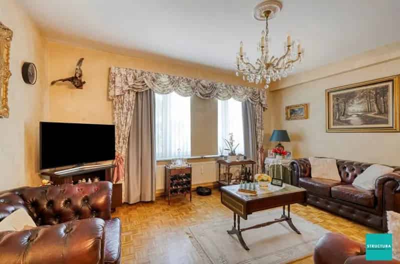 Appartementsgebouw 4 Appartementen 8 Garageboxen Strombeek-Bever