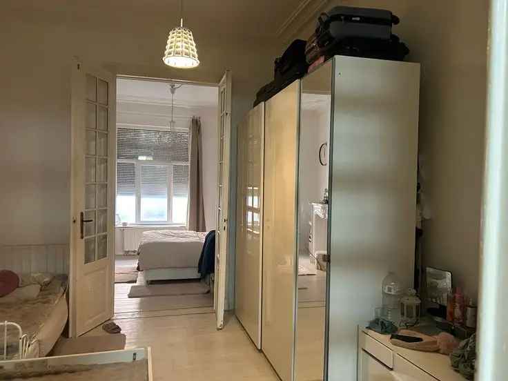 Appartement te Koop Anderlecht Tuin Kelder