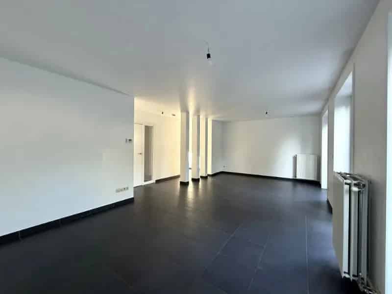 Rustig gelegen woning met tuin en carport