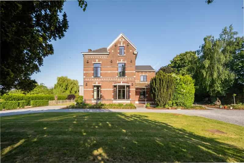 Herenhuis te huur Haspengouw: modern comfort in landelijke setting