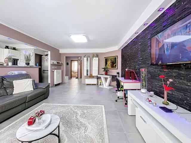 Appartement te Koop Molenbeek 2 slaapkamers Terras
