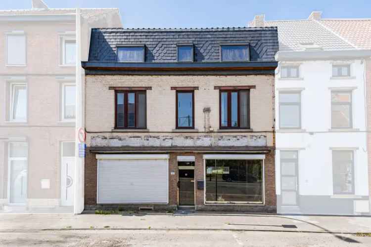 Huis te Huur Braine-le-Comte Ruim 4 Slaapkamers Werkplaats