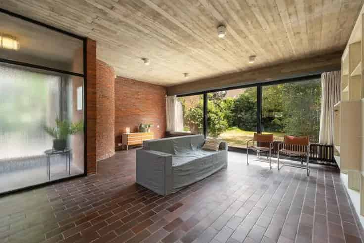 Huis Te Koop Sint-Anneke: Architectenwoning Nabij Strand