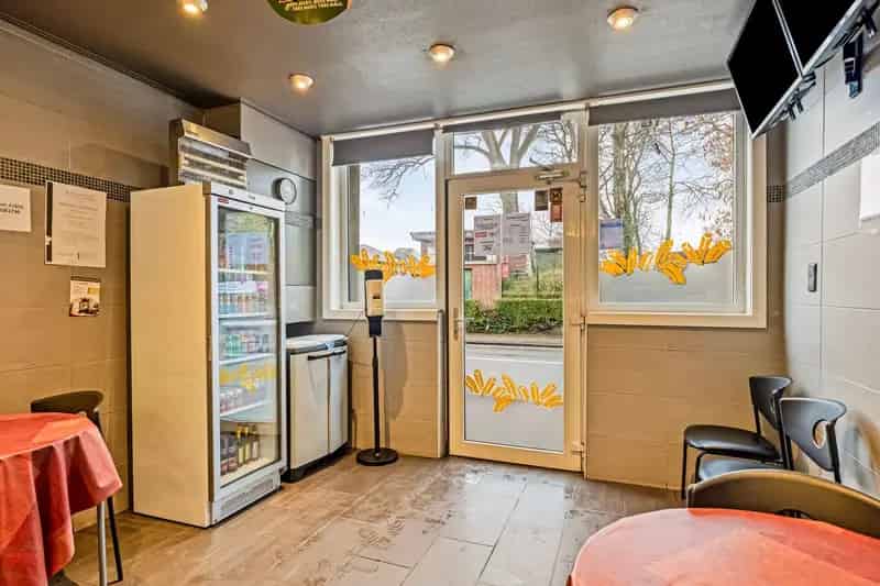 Goed onderhouden 2-gevel woning te koop