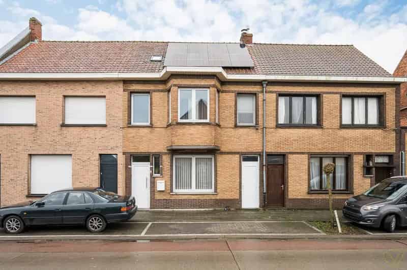 Huis te koop in Adegem gerenoveerd 2015