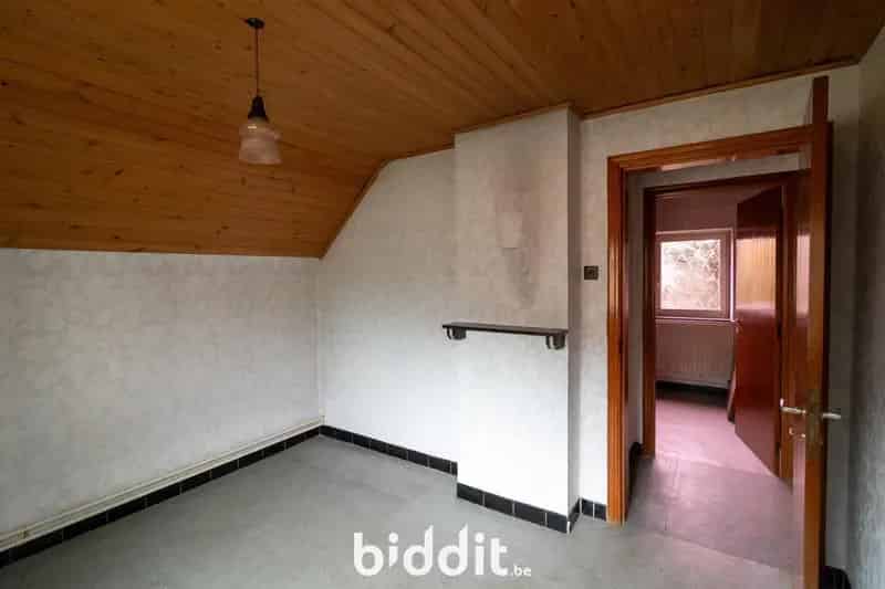 Woonhuis te Diepenbeek Lutselusstraat 177