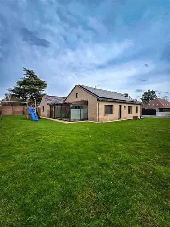 Gerenoveerde Villa met Zwembad te Koop