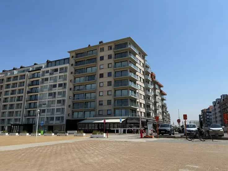 3 Slaapkamer Appartement Zeedijk  Te Koop