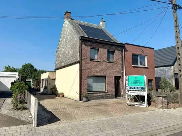 Huis Te Koop: Rustige 3 Slaapkamers, Garage, Zuidtuin
