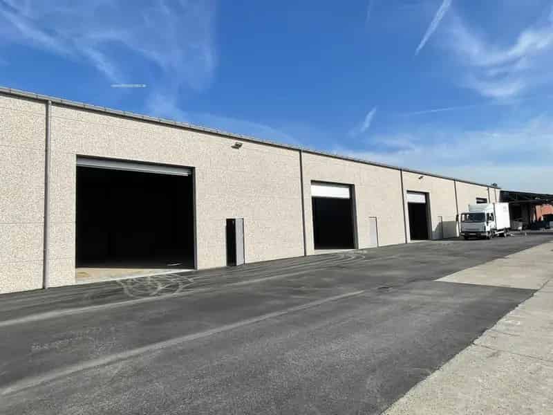 Te Huur Nieuwbouw Bedrijfsgebouw 360m² Beernem Nabij E40