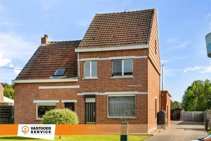 Te Koop Balen: 2 Woningen, 3019m², 6 Slaapkamers Mogelijk
