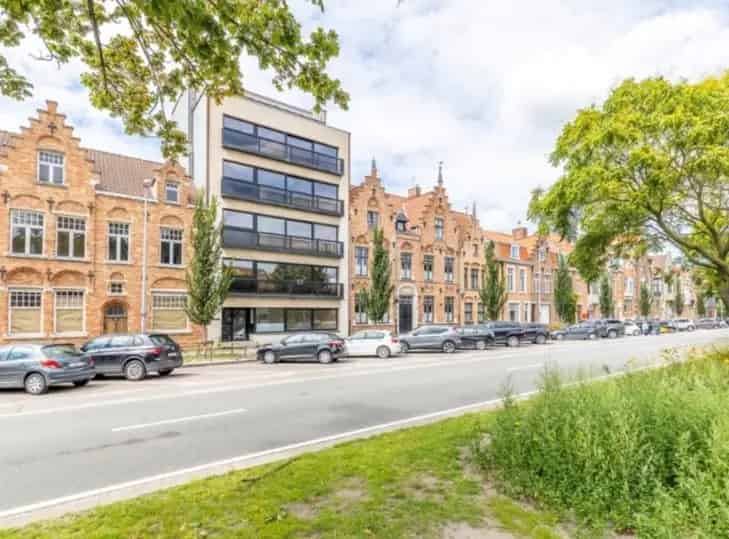 Appartement te Koop Brugge 3 Slaapkamers Garage