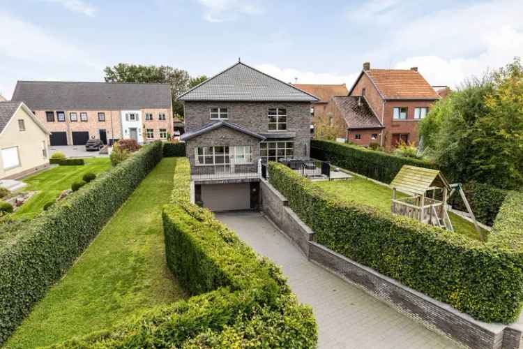 Statige, energiezuinige villa met 3 slaapkamers.