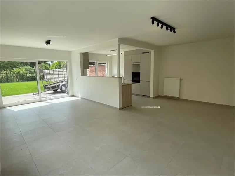 Bungalow te Huur Heusden 3 slaapkamers Garage Tuin Gerenoveerd