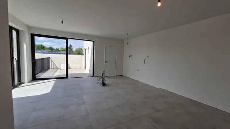 Royaal Penthouse Appartement te Huur Lichtervelde