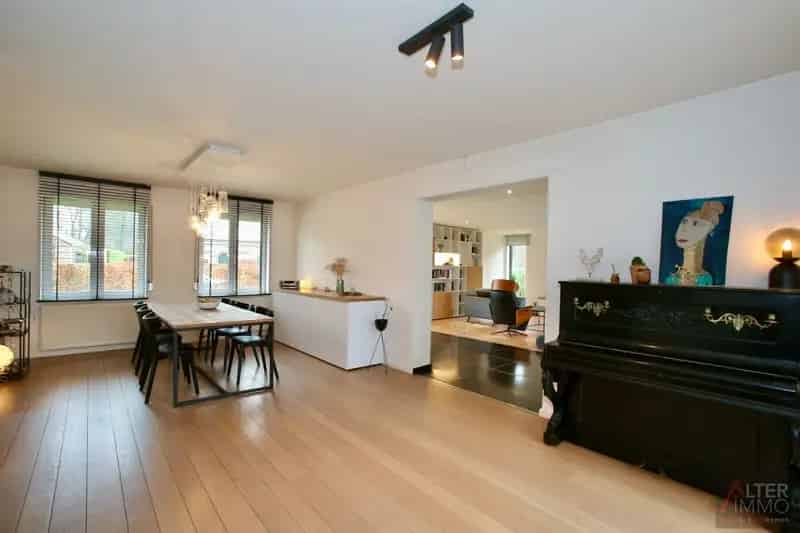 Gerenoveerd Landhuis Zolder 3 slaapkamers Garage Zonnepanelen