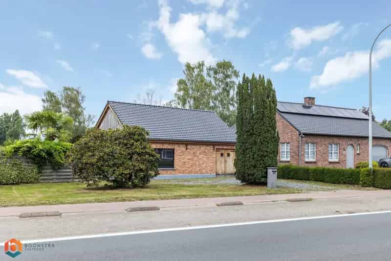 Huis te huur te Putte: Renovatieproject 1209m²