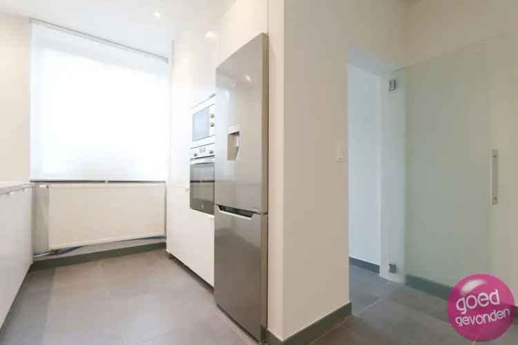 GERENOVEERDE RIJWONING - 3 SLK - STADSTUIN - RUSTIG